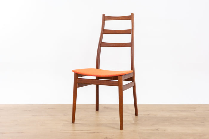 1 Teak Mid-Century Modern Dining Chair  - (D1515)