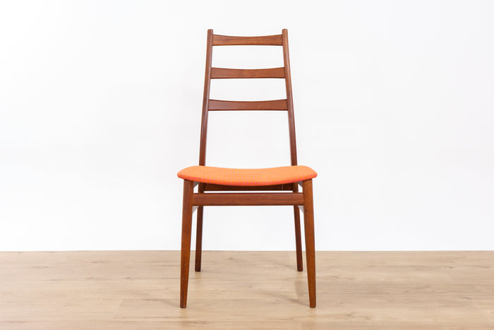 1 Teak Mid-Century Modern Dining Chair  - (D1515)