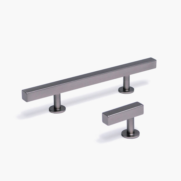 Knob / Brushed Nickel