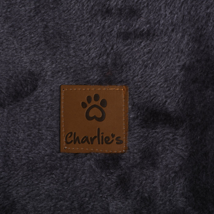 Curvy Cat Scratcher in Sisal and Carpet - Charcoal Charlie's Pet Products