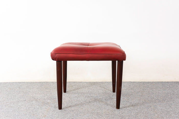 Elm Footstool - (321-169.13)