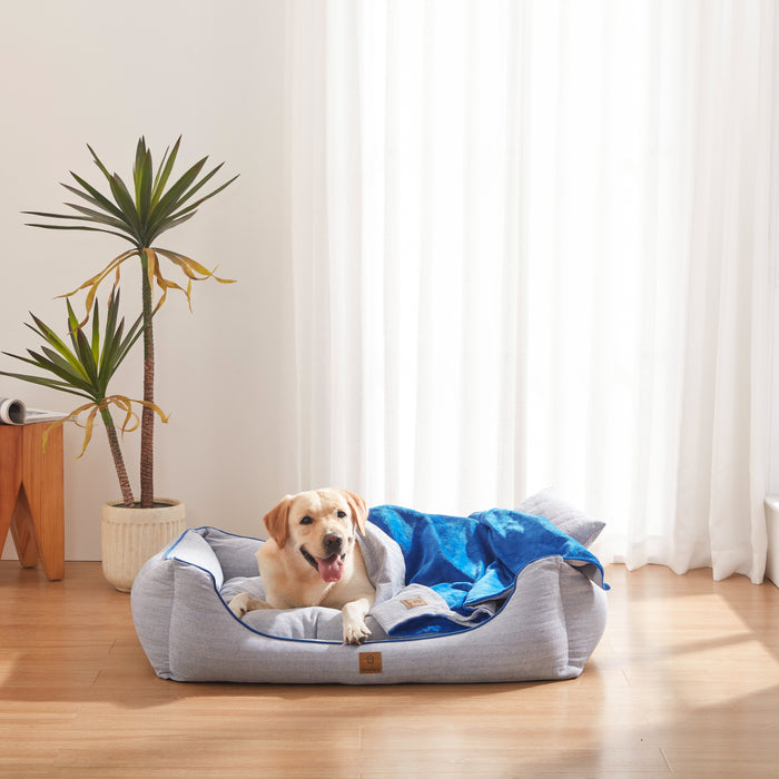 Hampton Herringbone Bed, Pillow & Blanket 3pc Set - Blue Charlie's Pet Products