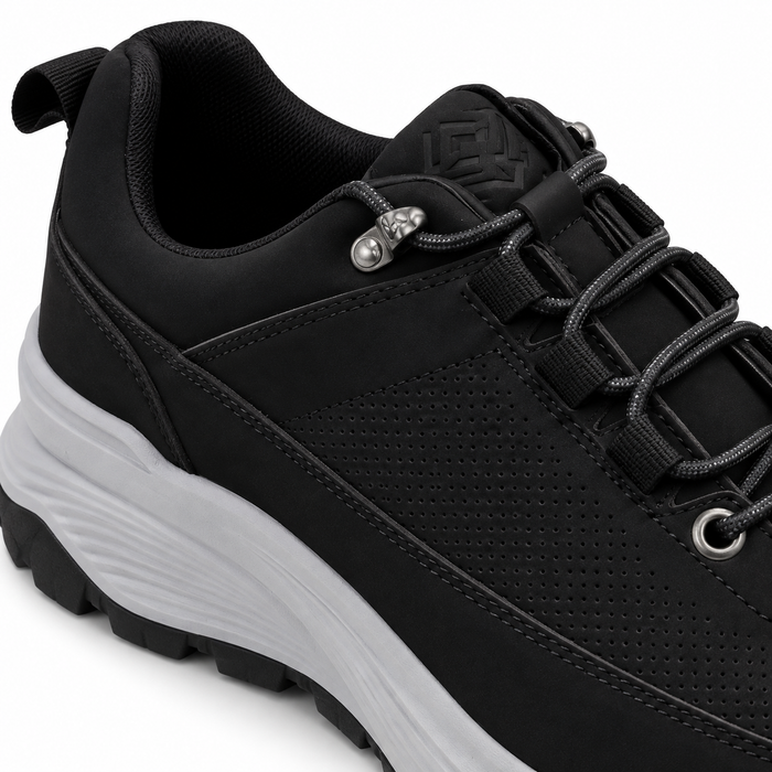 Men Lace-Up Sports Shoes