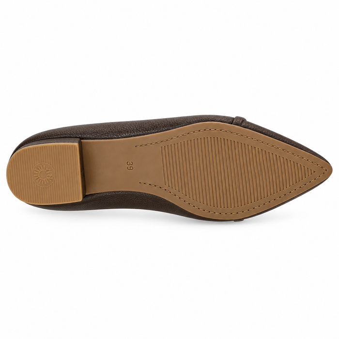 Pointed Toe Textured Flats