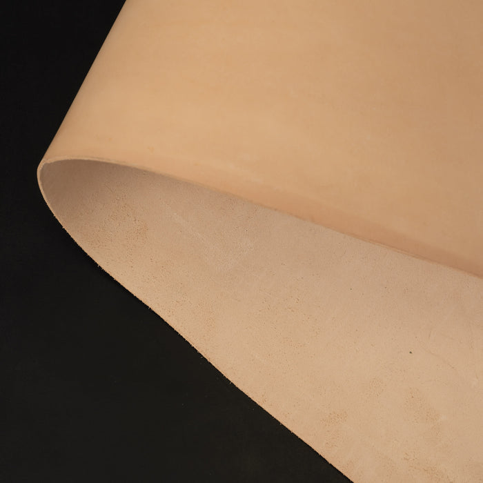 Quebracho Tanned Leather Shoulders