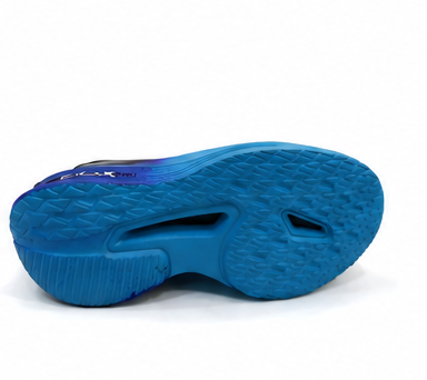 Sports Sneakers With Adjustable Dial Closure