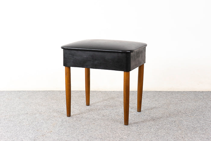 Teak Flip-Top Footstool - (319-139.5)